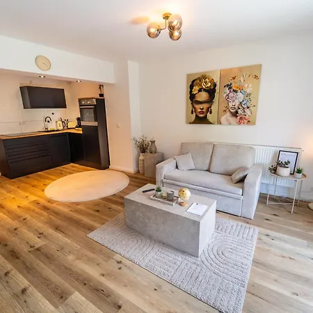 Apartment Hanseperle - Balkon, Smart-tv, Zentral In Bremen
